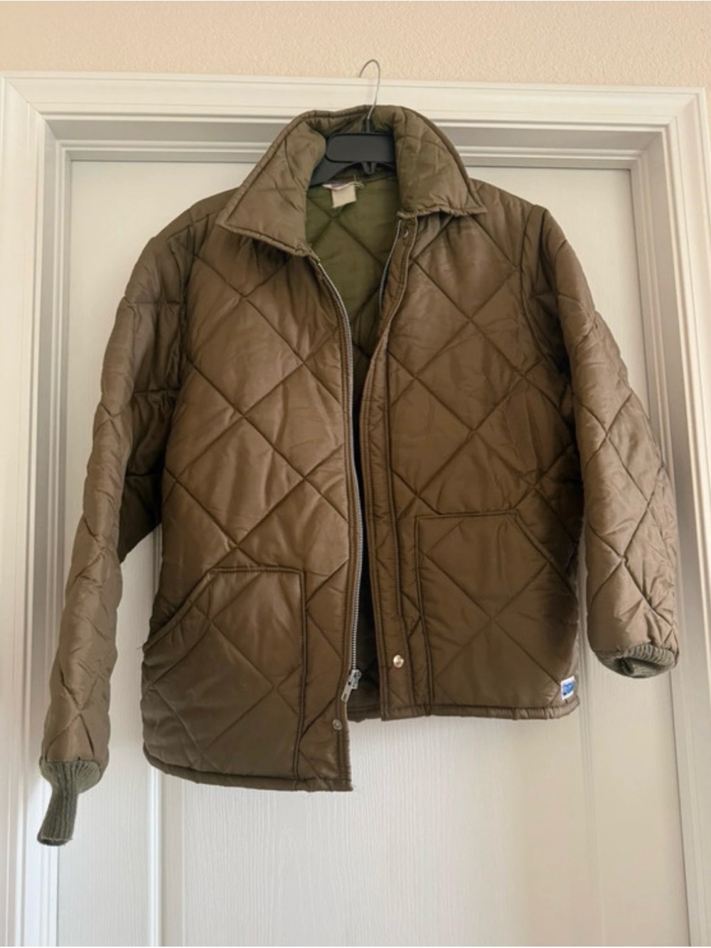 Men's Quilted Lightweight Jacket in Olive Brown